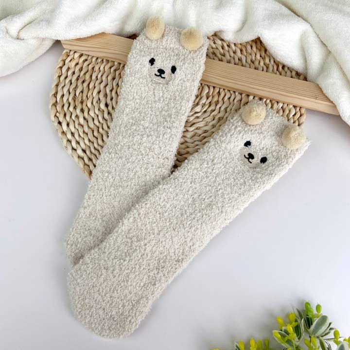 SoapElenGlen – wholesale Socks – Women's – Cute furry cartoon bear mid-calf socks7