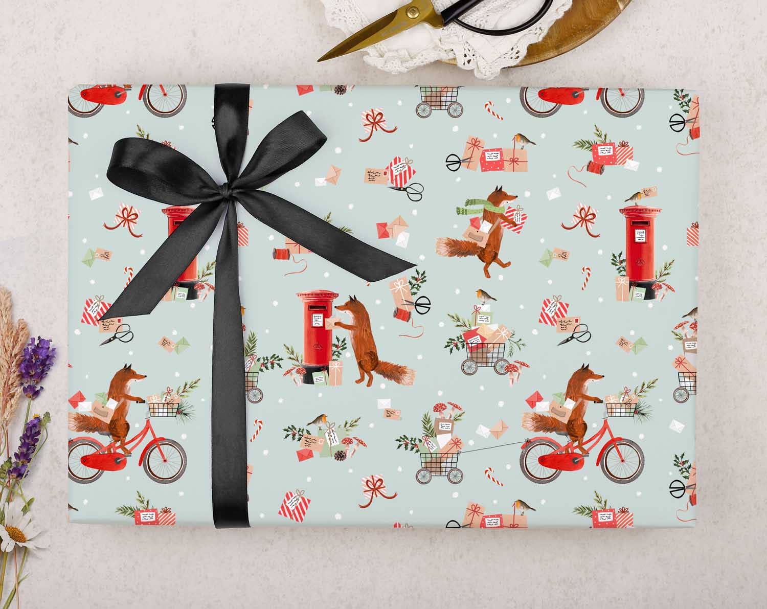 Making Meadows Ltd - Wholesale Inpakpapier - Christmas Postman Fox Inpakpapier | Cadeauverpakking0