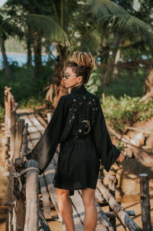 Isla Sol - Wholesale Kimono – Women's - Sunset Kimono - Sunset Dreams/Black0