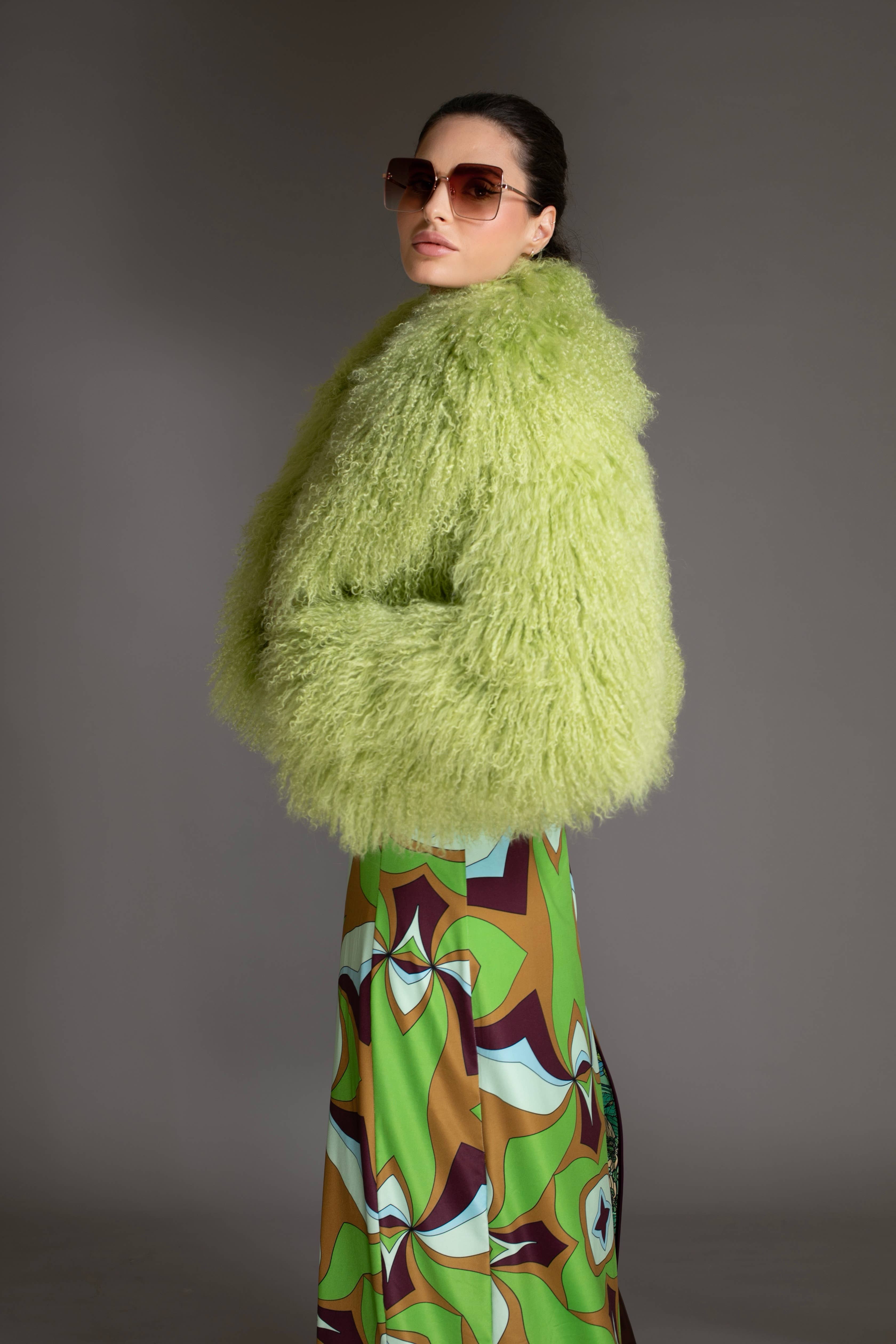 Nuvula - Vente Manteau en fourrure/fausse fourrure – femme - Manteau en laine tondue mongole verte3