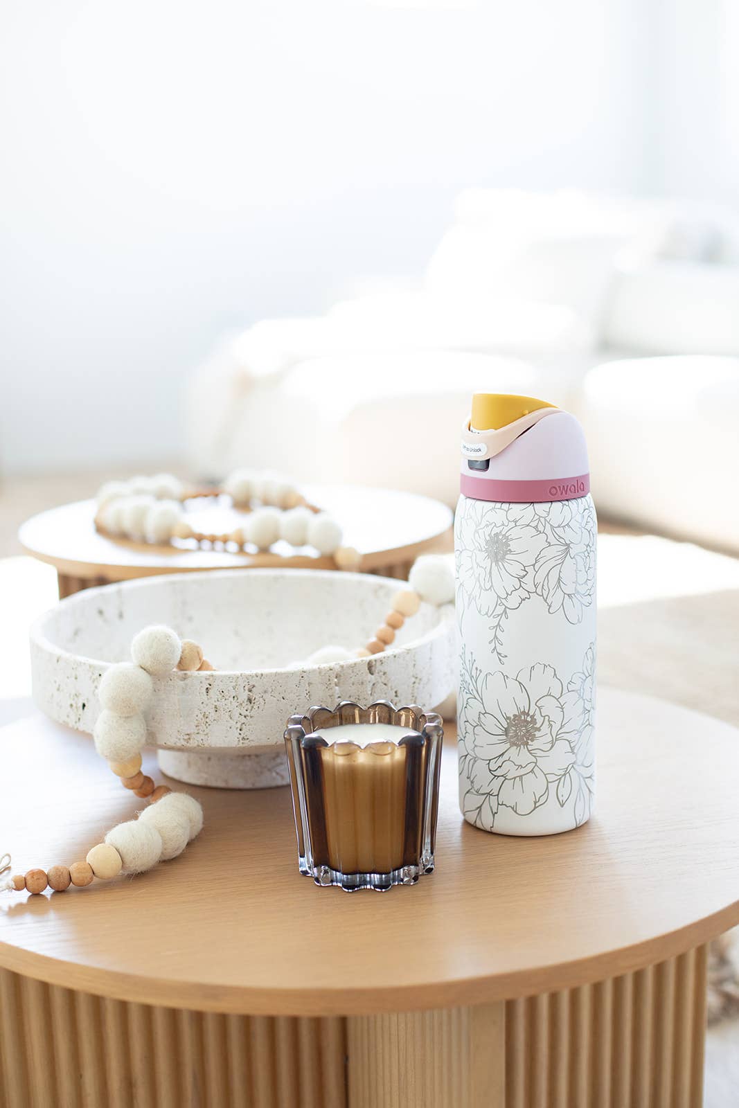 KNOTS + NOOK - Wholesale Insulated Mug/Tumbler - PEONY FLORAL ENGRAVED OWALA FREESIP 32OZ STAINLESS TUMBLER