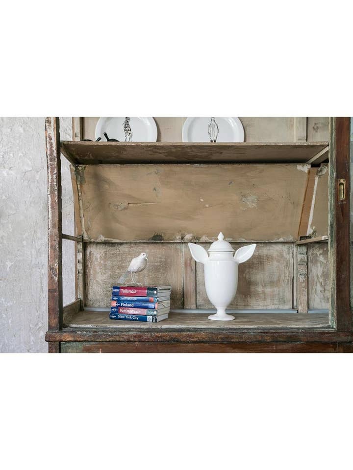 Kelch Ohr Vase. 27 x 30 x 14 cm für den Großhandel von Guille Garcia-Hoz