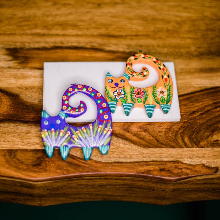 Lucia's Imports - Wholesale Ornament - Cat Ceramic Ornament1