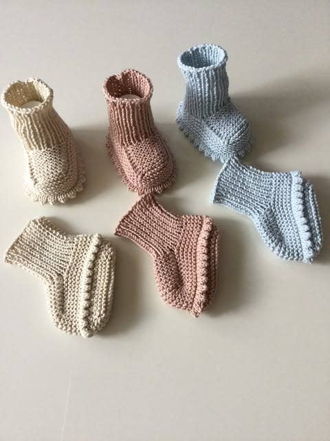 Omnis Pura - Wholesale Booties - Baby - Organic Hand Knit Baby Booties 6-12M