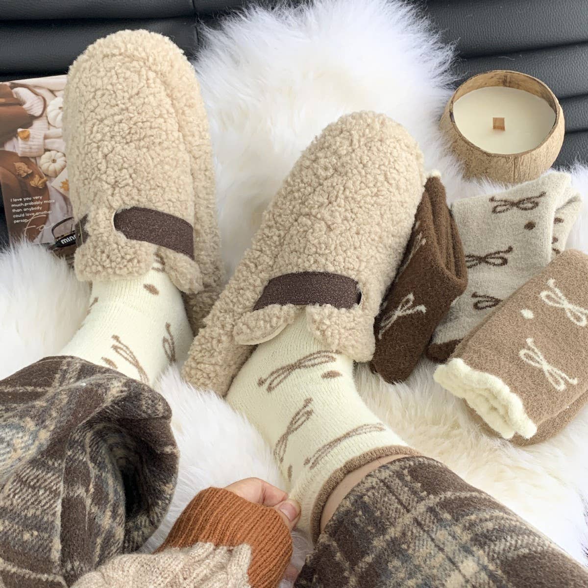 ACCITY - Wholesale Socks - Women's - Bow Polka Dot Socks Women Winter Plush Warm_CWMS028698