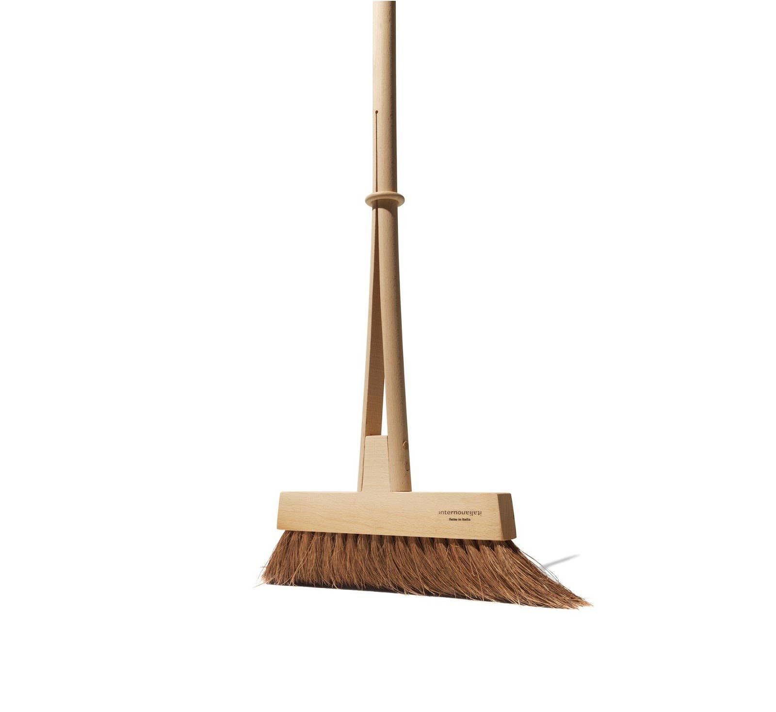 Alivar srl - Wholesale Broom - PULA indoor