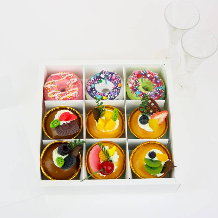Transparent Lid Pastry Boxes with Removable Compartments Pack of 12 (Holds 9 Cupcakes) and other Purchase wholesale frozen sheet cakes. Free returns & net 60 terms on Faire trending on Faire.