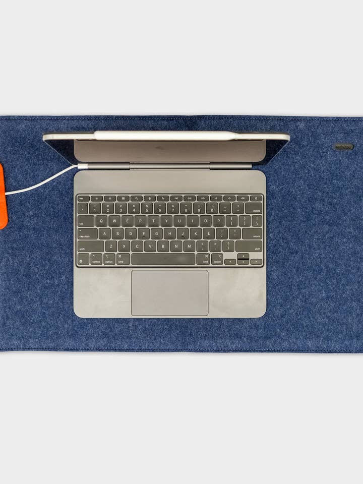 manche magique indigo pour la vente par Nedrelow