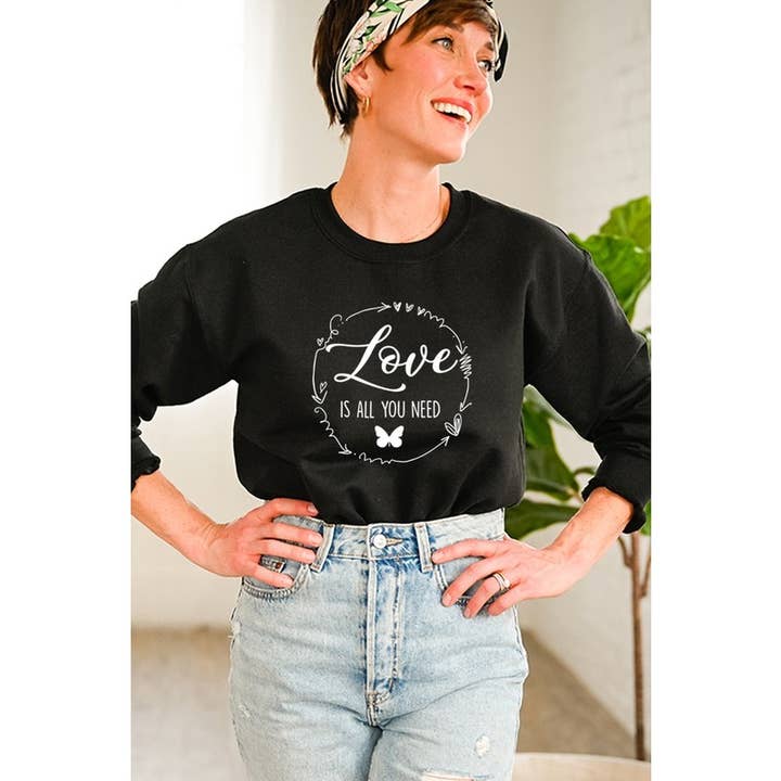 SWEAT-SHIRT LOVE GRAPHIC pour la vente par Clothing of America