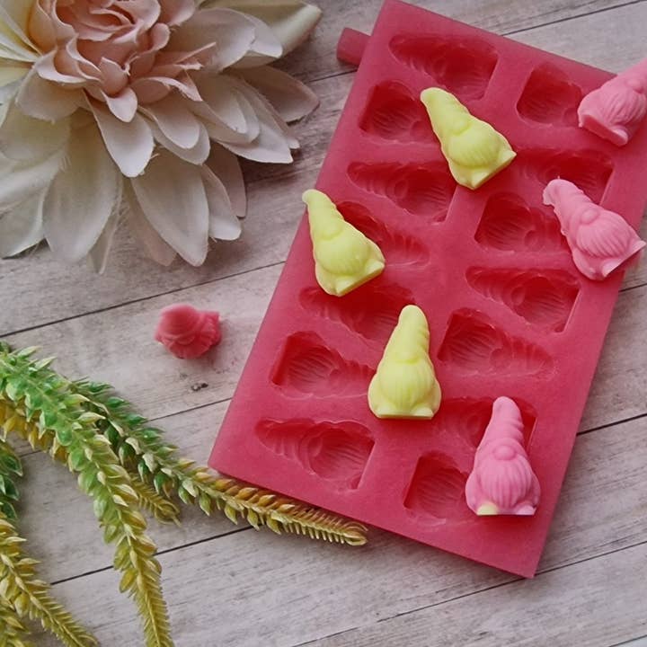 The Mould King - Wholesale Craft Supplies - Gonk 3D Wax Melt Sample Scoopie Mould Christmas Gnome Melts4
