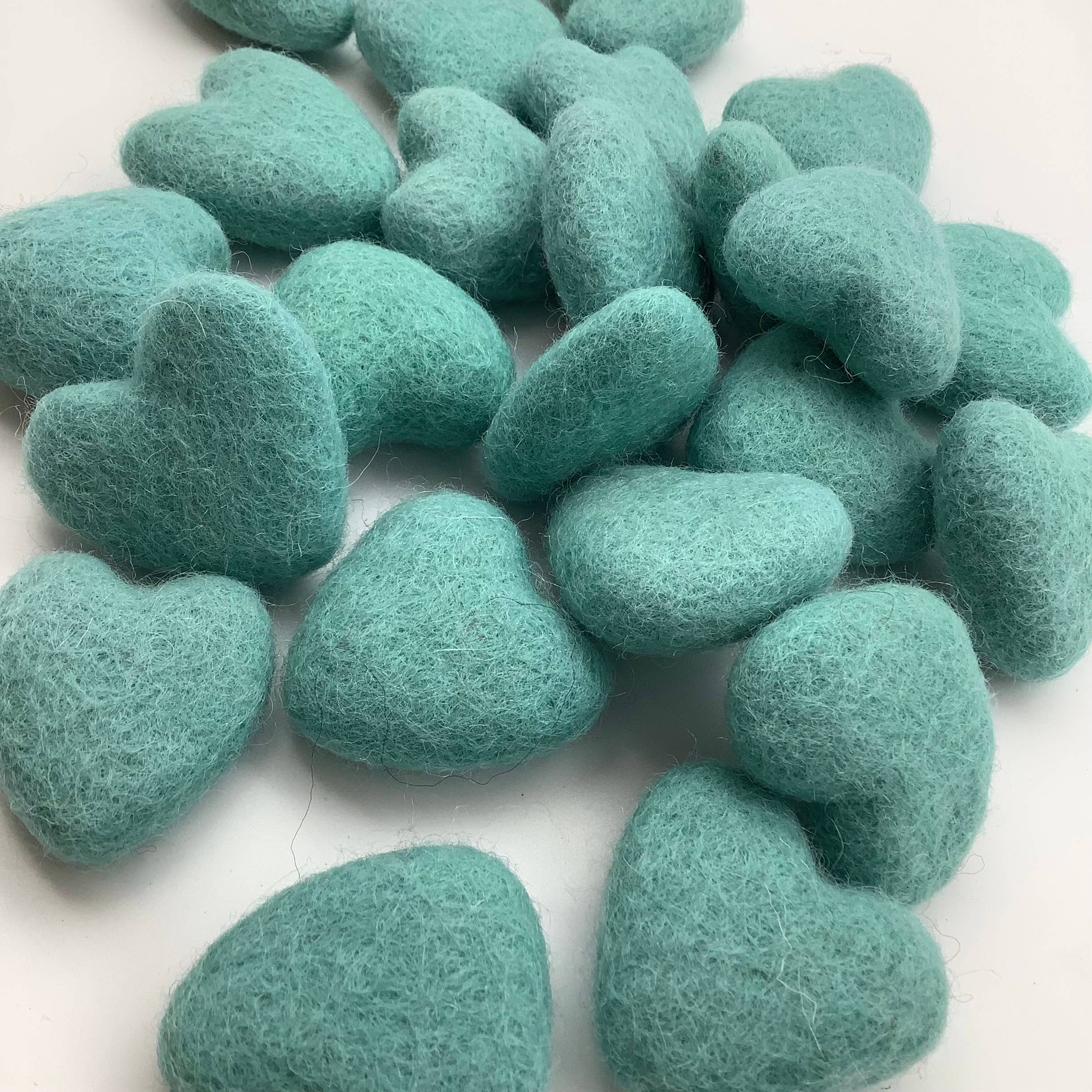 Mondo Trading Company - Wholesale Decorative Tabletop Object - Felted Hearts-Small (Nepal)8