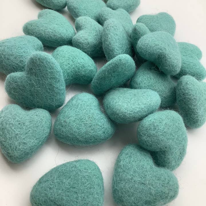Mondo Trading Company - Wholesale Decorative Tabletop Object - Felted Hearts-Small (Nepal)8