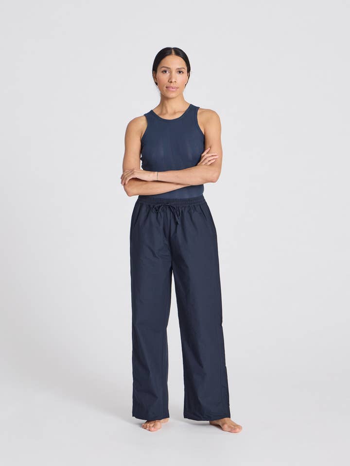 Thilde Pant Poplin GOTS 243975 - Midnight Blue for wholesale by gai-lisva