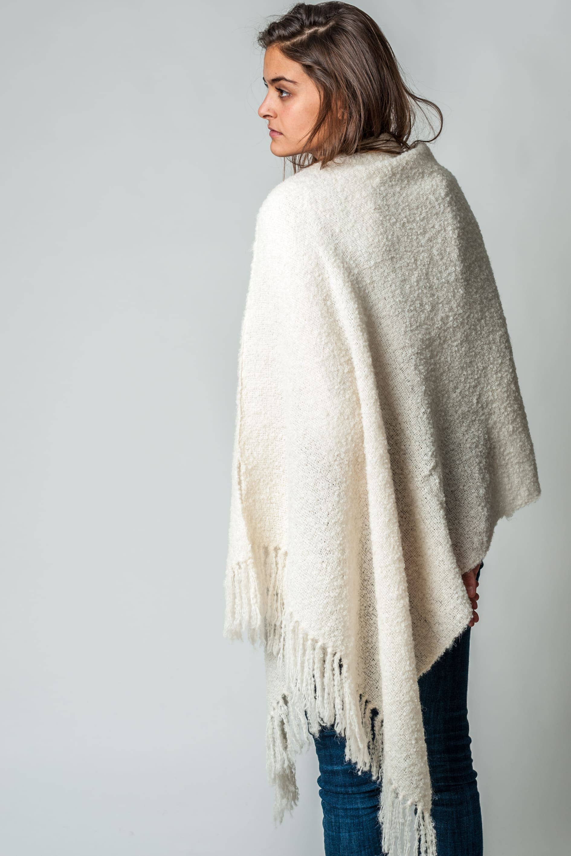 Be ALPACA - Wholesale Scarf - Women's - Bouclé Alpaca Scarf or Chall - VARIOUS COLORS10