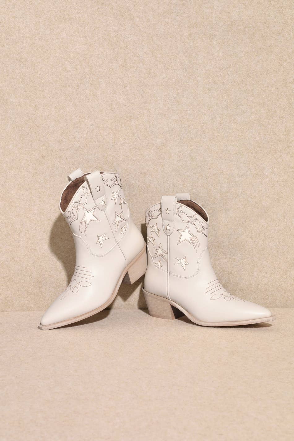 CCOCCI – Großhandel Cowboystiefel  Damen – VALERIE Western-Stiefeletten mit Sternstickerei3