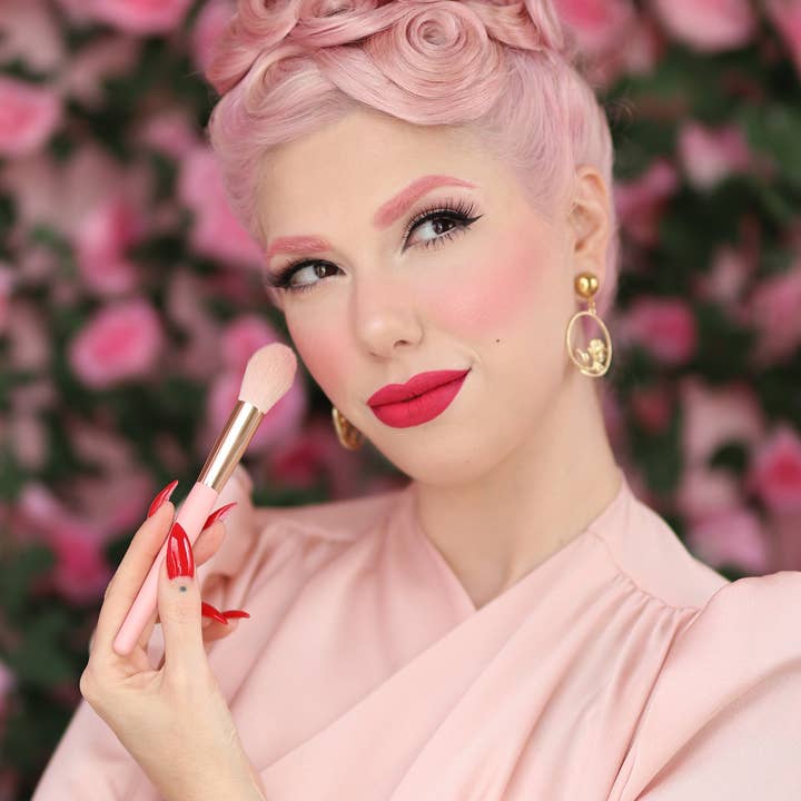 Dafna Beauty - Wholesale Cheek/Face Makeup Brush - D Cheeky Brush1