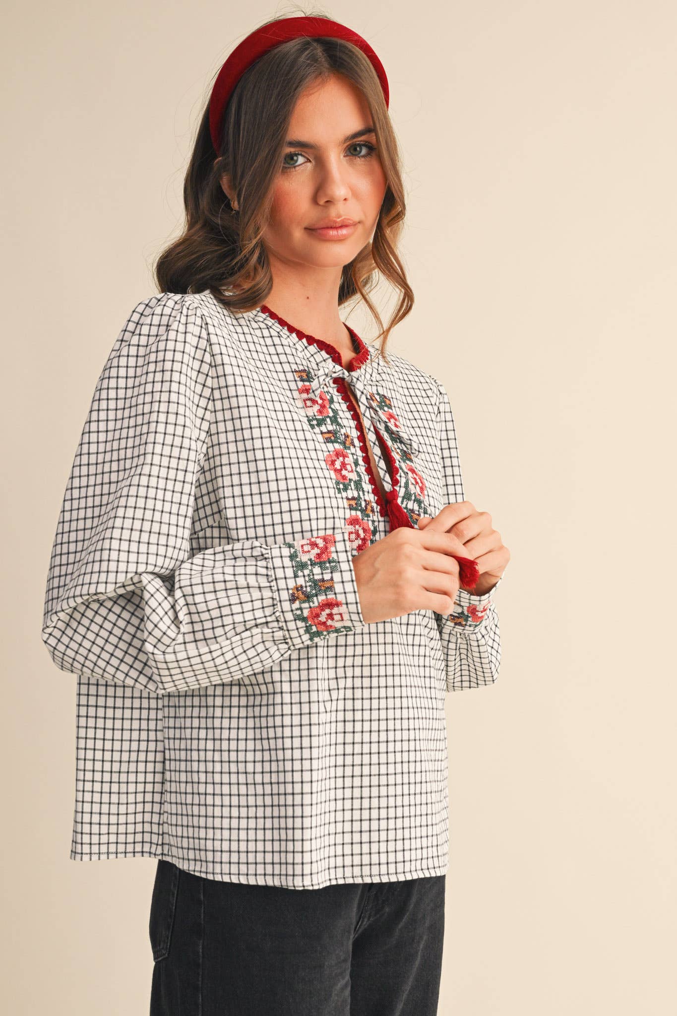 &MERCI - Wholesale Blouse - Women's - FLORAL CROSS STITCH EMBROIDERED CHECKERED TOP MTP414711