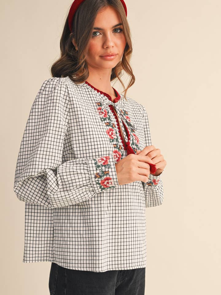 &MERCI - Wholesale Blouse - Women's - FLORAL CROSS STITCH EMBROIDERED CHECKERED TOP MTP414711