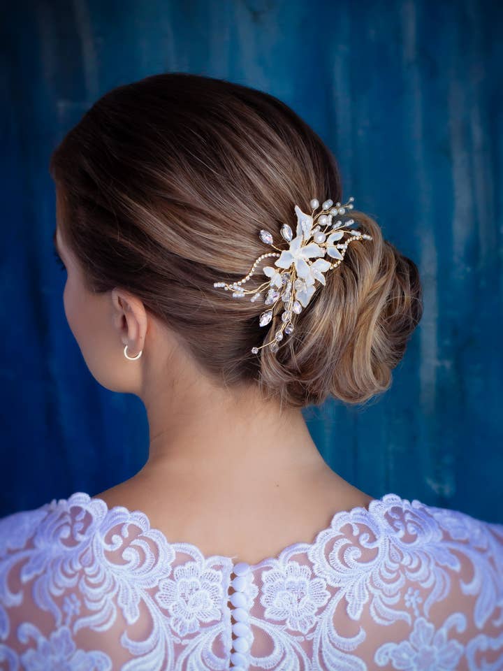 Blomst Bryllup Hår Kam Brude Hår Pin for engroshandel hos Julia Key's Designs