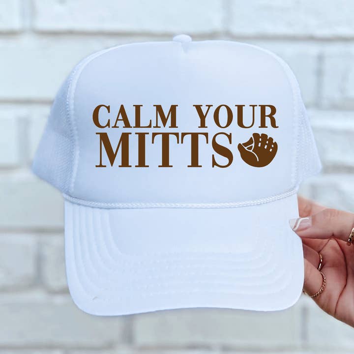 Southern Attitude Designs Inc - Vendita all'ingrosso Cappellino da camionista - Donna - Cappello da camionista bianco con stampa DTF Calm Your Mitts0