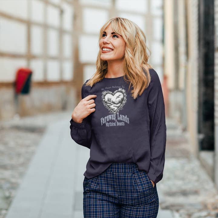 Mijn hart behoort tot lange mouw T-shirt voor wholesale door Milady's Mythical Market