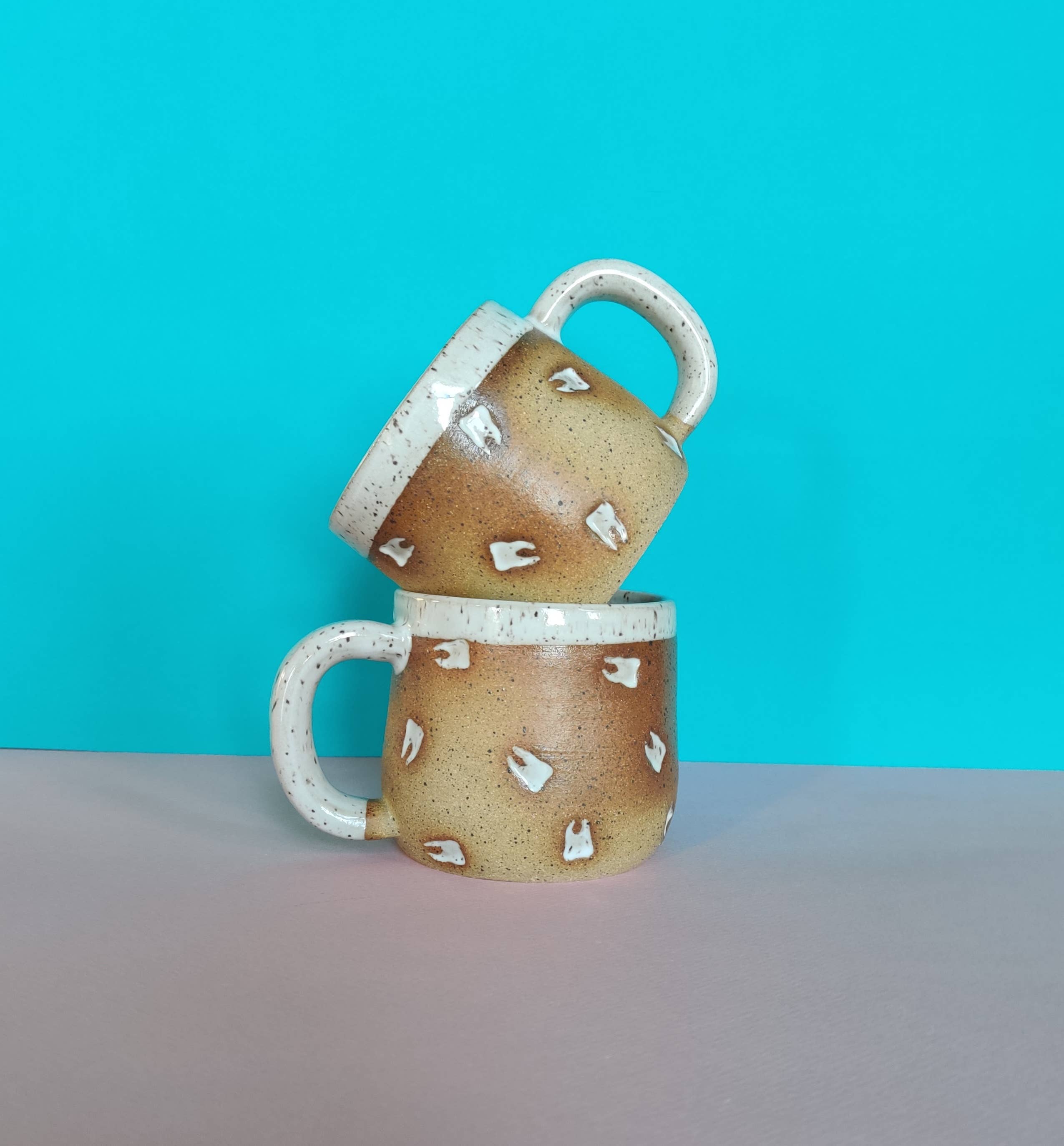 Osso Ceramics - Wholesale Coffee Mug - Floating Tooth Mug3