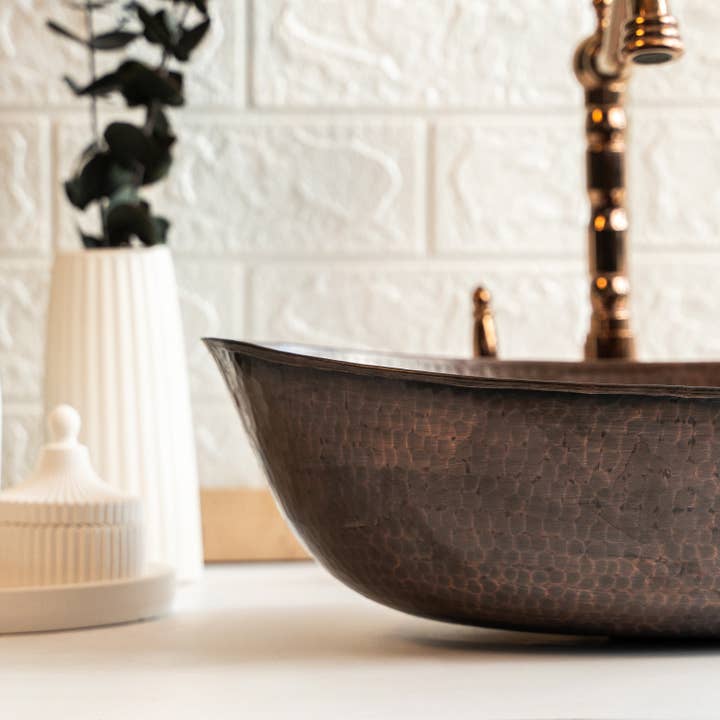 ALFIQ Copper - Wholesale Bathroom Accessory Set - Handmade Hammered Dark Copper Oval Sink Basin - Copper Framhouse Kitchen and Bathroom Sink4