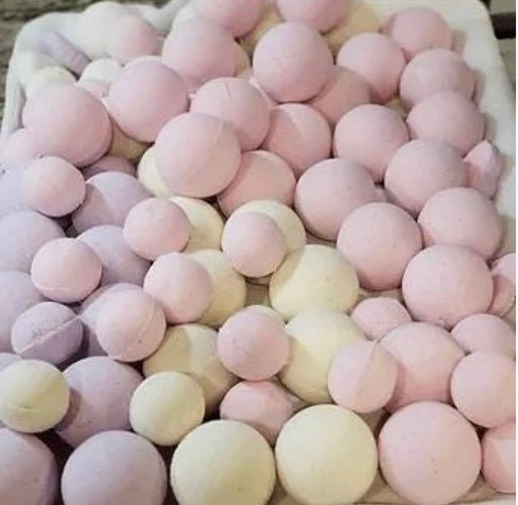 Suzy Spa Essentials - Wholesale Bath Bomb/Fizz - Bath Bomb – 5 oz12