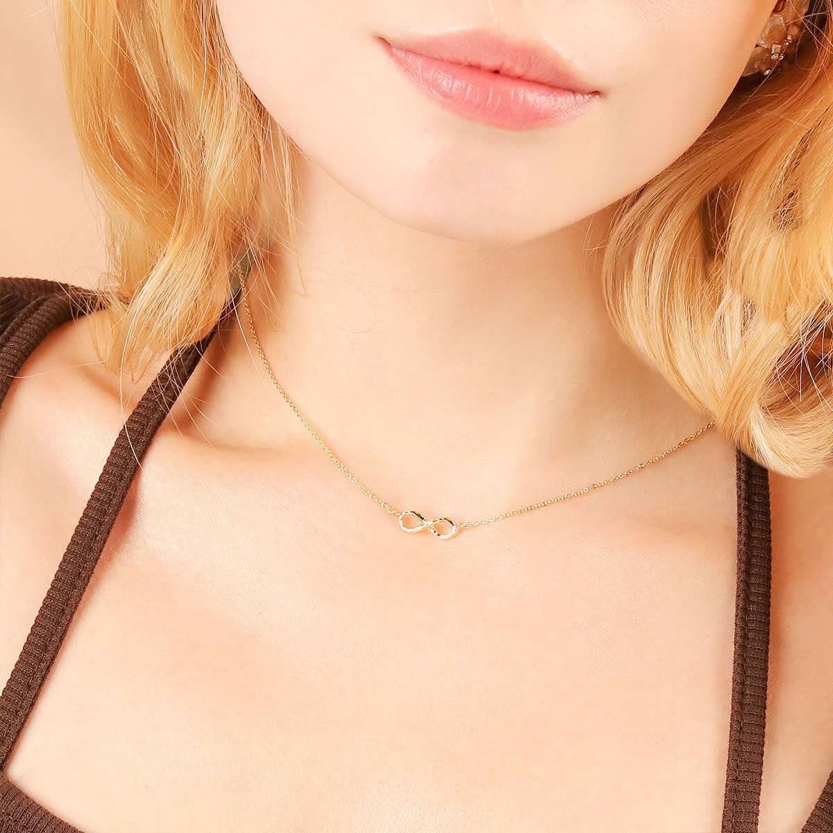 Less is More - Wholesale Pendant/Charm Necklace - Hammered Gold Infinity Necklace (Gold)2