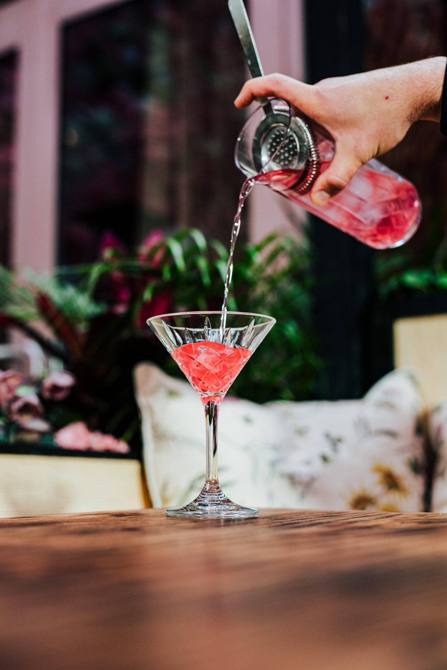 Hospitality Consumer Products - Wholesale Cocktail/Liquor Glass - Maldives 8.75 oz. Martini1