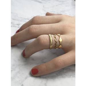 Charmin's Ringen - Wholesale Band/Stacked Ring - R779 Wave Gold Steel Charmin'S1