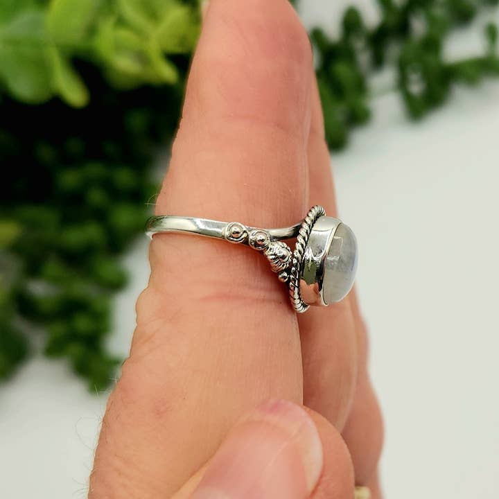 Meraki Gemstones - Venta al por mayor Anillos grandes/de cóctel - Anillo de plata de ley (925) con piedra preciosa de piedra lunar arcoíris7