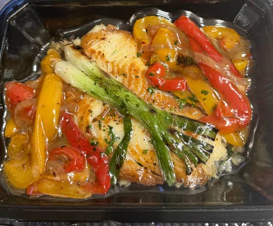 All Fresh Seafood - Wholesale Shelf Stable Prepared Meal - Baja Sole Fillet w/ Cauli Rice Pilaf, 1 LB - Retail Tray