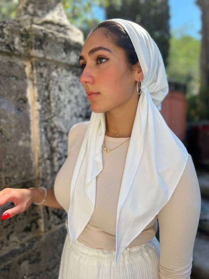 Classic Jersey Ribbed Pretied White (with Velvet Grip) for wholesale by The Scarf Bar