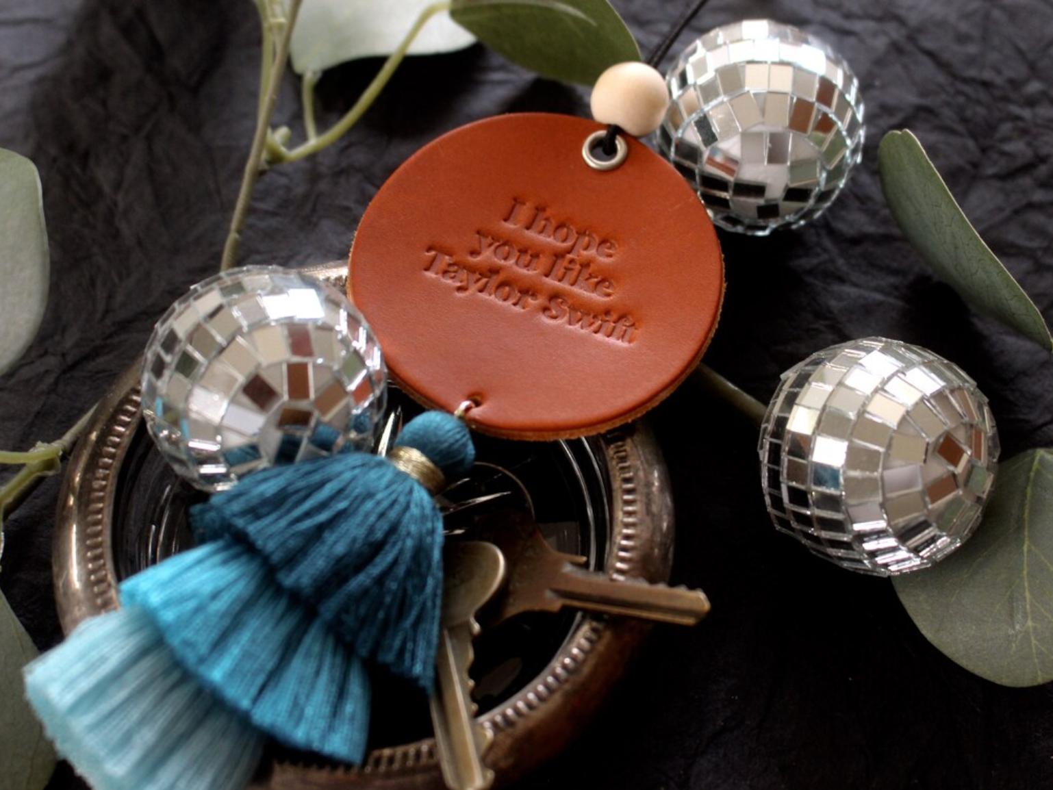 MisfitMadeGoods – Großhandel Rückspiegeldeko – Damen – Ich hoffe, du magst Taylor Swift Car Tassel Charm0