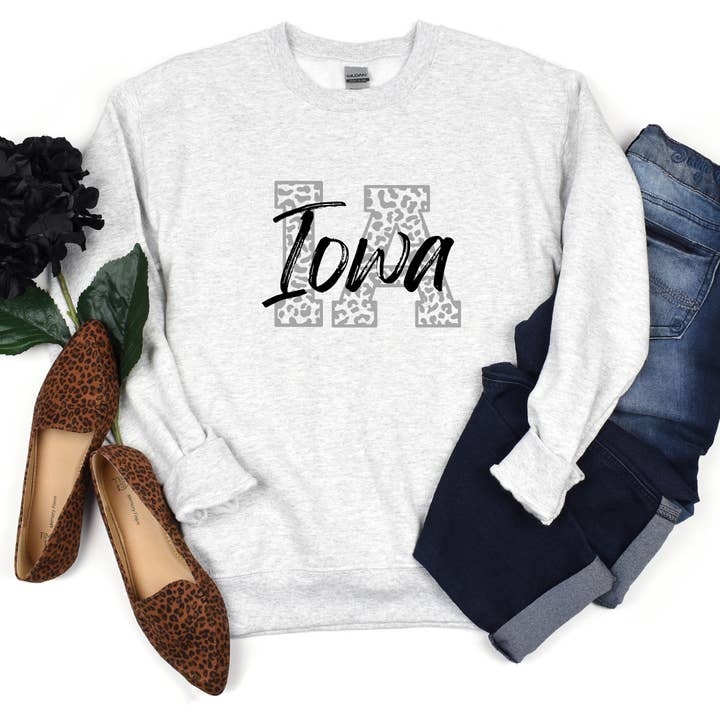Felpa Iowa Leopard per la vendita all'ingrosso da parte di Farmtown Printing Company