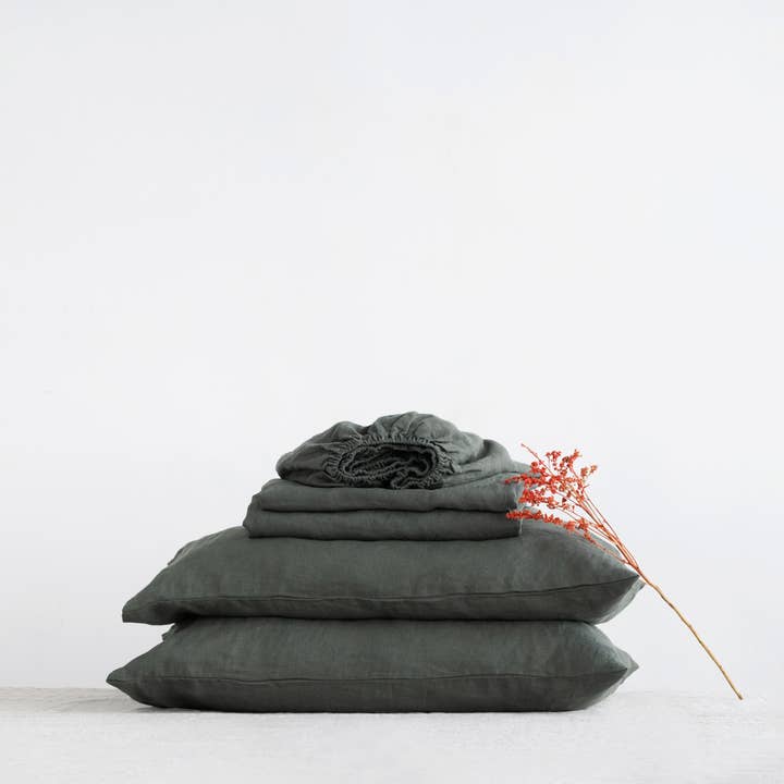 Linen Tales (We cover U.S. import duties) - Wholesale Sheet Set - Forest Green Linen Sheet Set1