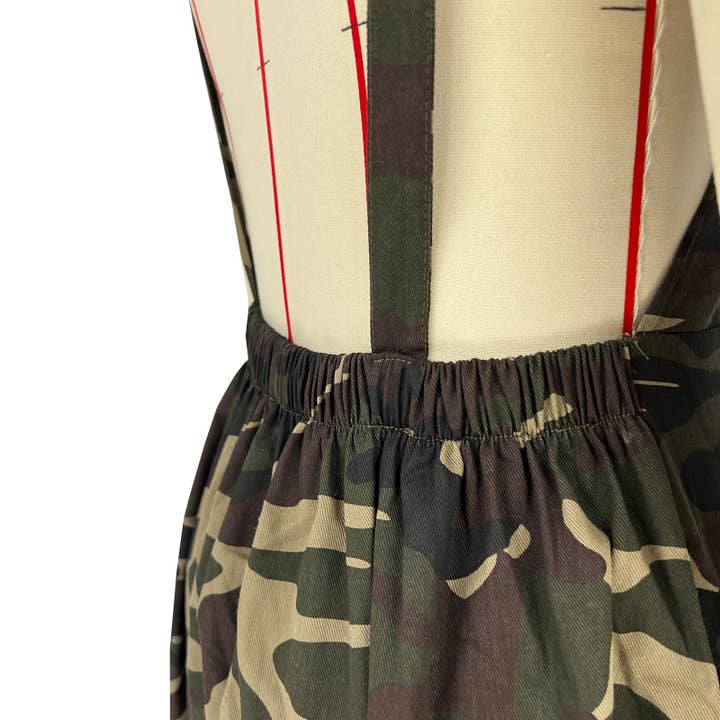 green Streetwear Loose camouflage overalls for wholesale on Faire8