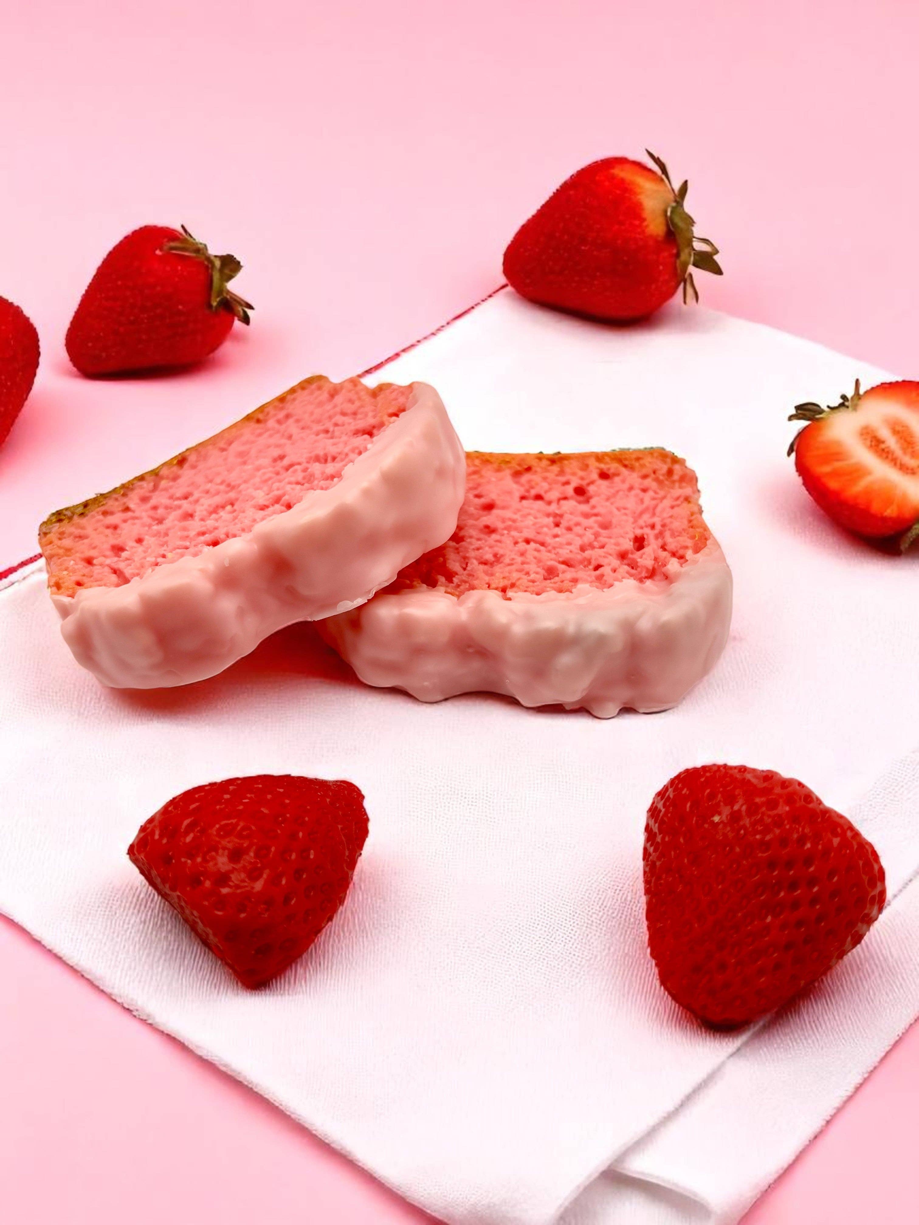 Wax and Wix Bakery® - Wholesale Wax Melt - Strawberry Pound Cake Large Wax Melts. 4.50 oz. Soy Wax Melt3