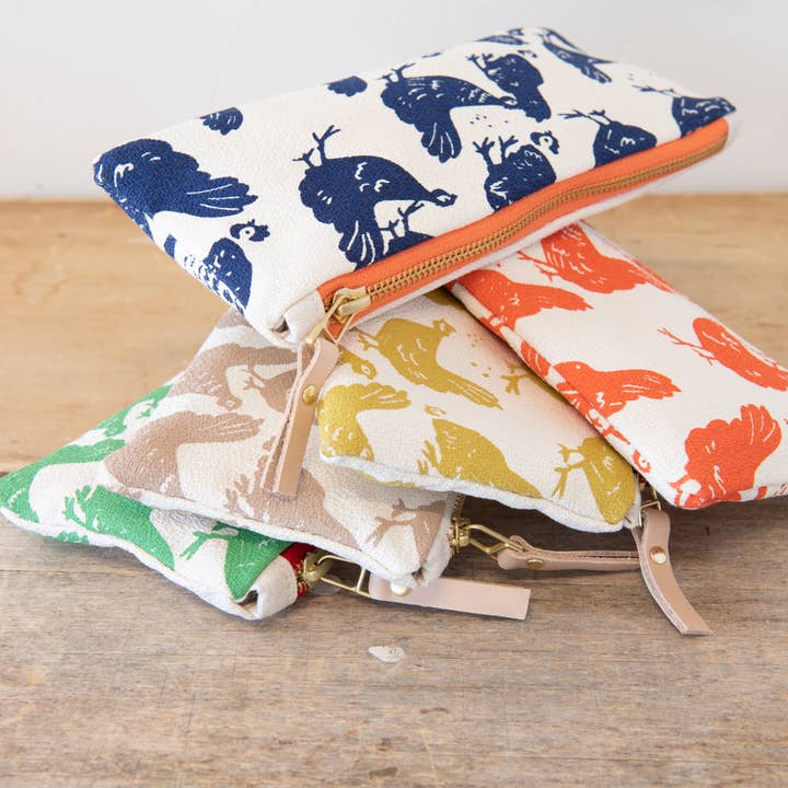 Estuche para lápices Hen House para venta al por mayor de Erin Flett