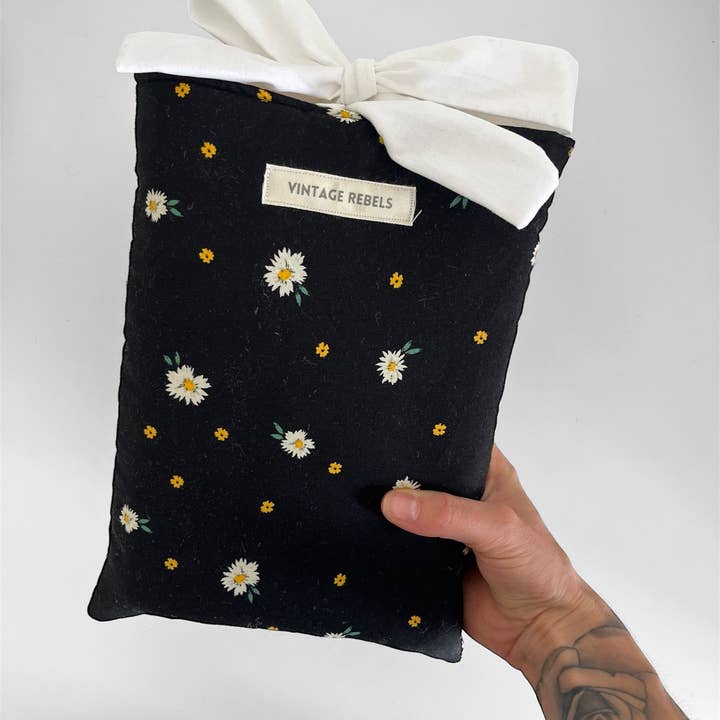 Vintage Rebels - Wholesale Book cover - Quilted Book Sleeve | Midnight Daisies3