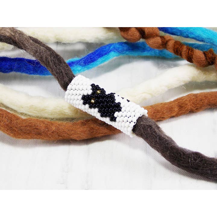 Ninolia – wholesale Pärlor – Svart katt fruktan pärlor 8 mm hål Dreadlock ärm Kattunge Kitty Husdjur Djur Loc Smycken Miniatyr Manschett för hår Peyote Schmuck8