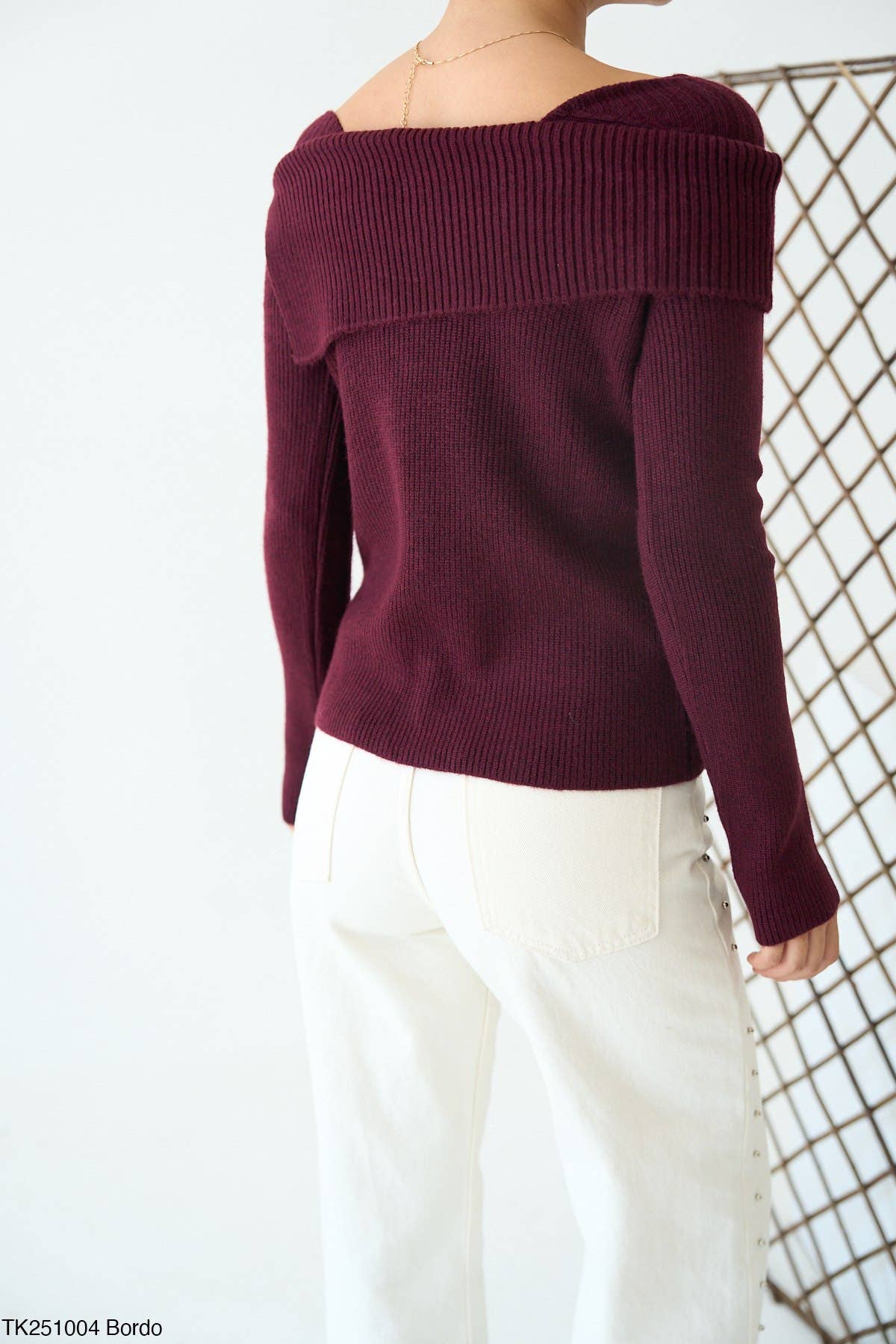 Design company-Fatma Balkir - Wholesale Knit Sweater - Women's - Asymmetric Neckline Women’s Knit Sweater6