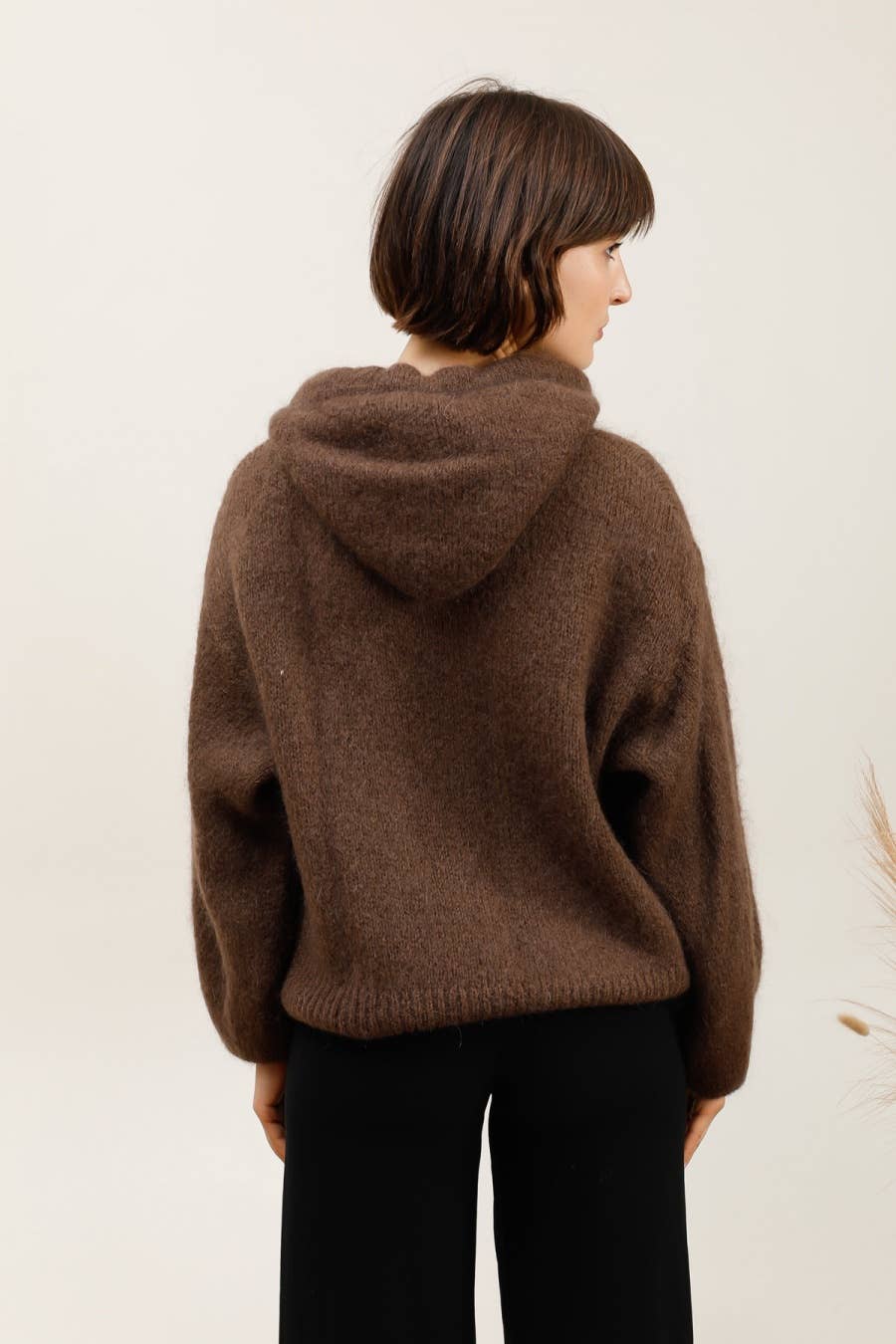 NAÏS PARIS - Vendita all'ingrosso Cardigan - Donna - Cardigan con cappuccio e zip in mohair e lana2