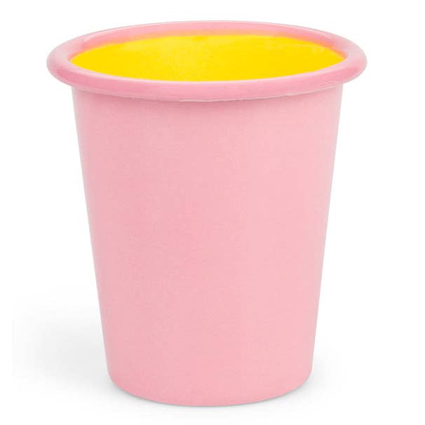 Becher aus Emaille in Altrosa/Schwefelgelb für den Großhandel von BRITISH COLOUR STANDARD - Europe