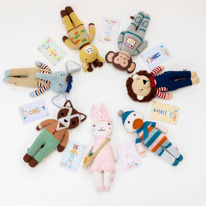 The Whole Friend Group — Alle 7 Baumwoll-Strickpuppen für den Großhandel von Bishy Bishy Bash