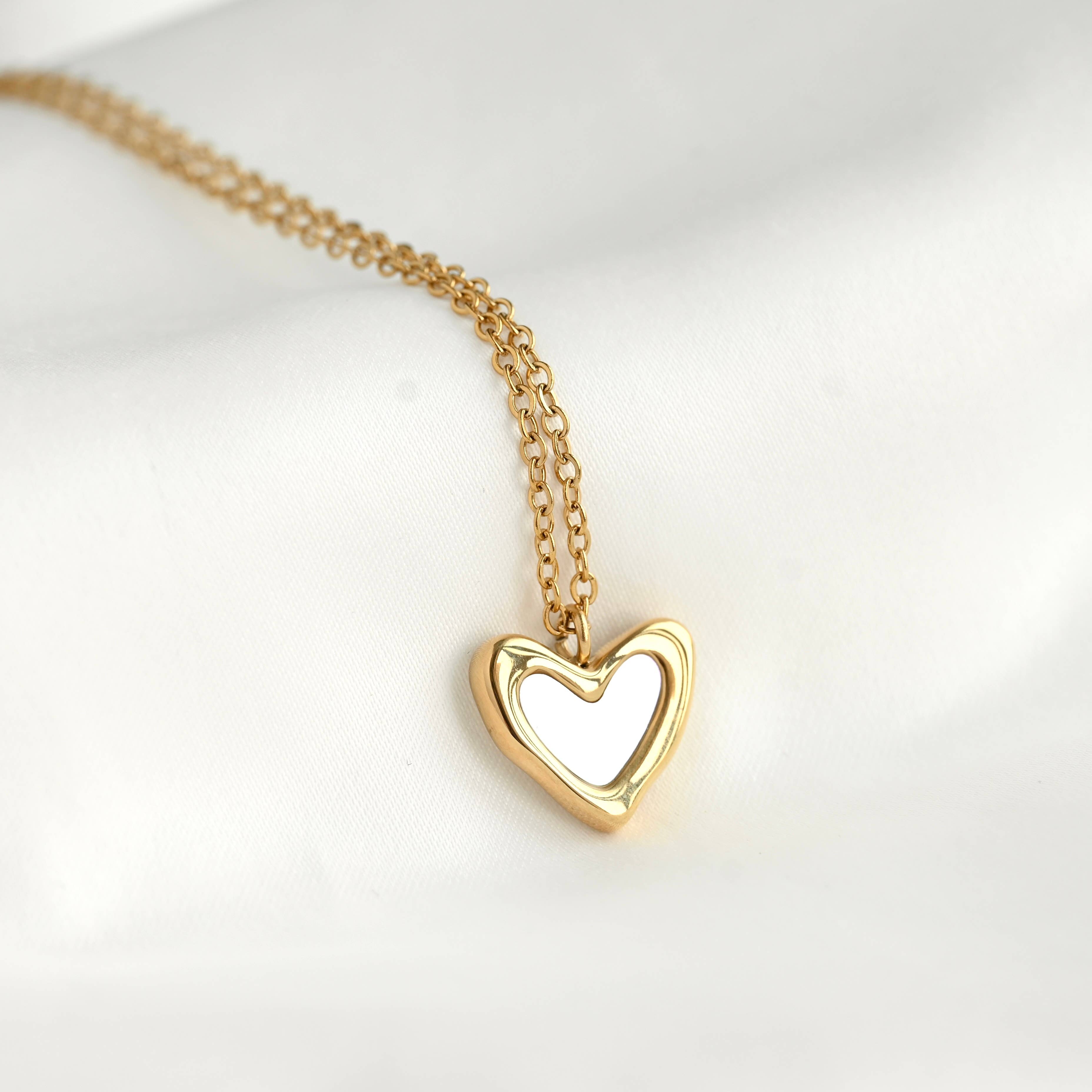 Blueyejewelry – Engroshandel Halskæde med vedhæng – Halskæder med Perlemorsvedhæng-Hjertehalskæde-Stjernevedhæng0