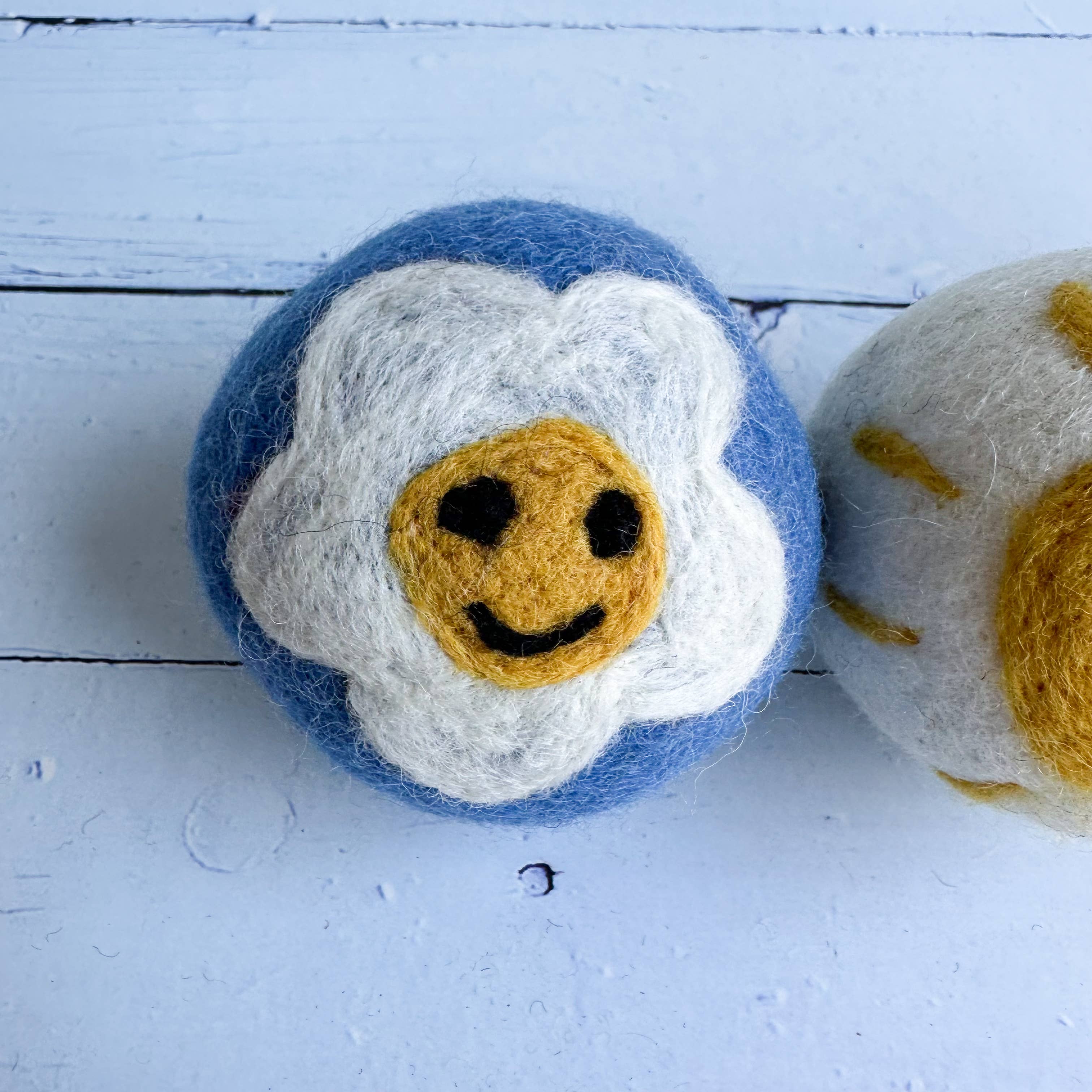 Sewing Seeds Play - Wholesale Dryer balls - Sunny Days Design Felt Dryer Ball - Set Of 3 1