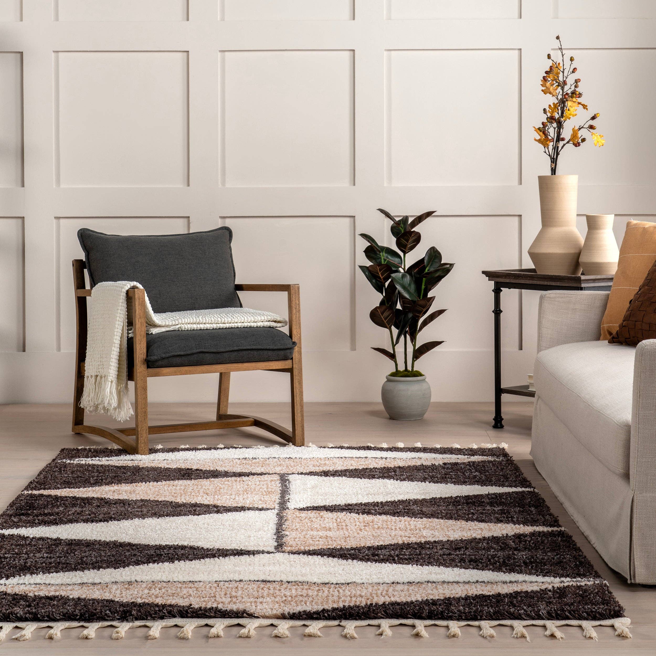 Rust Kali Shaggy Diamond Tassel Area Rug for wholesale on Faire46