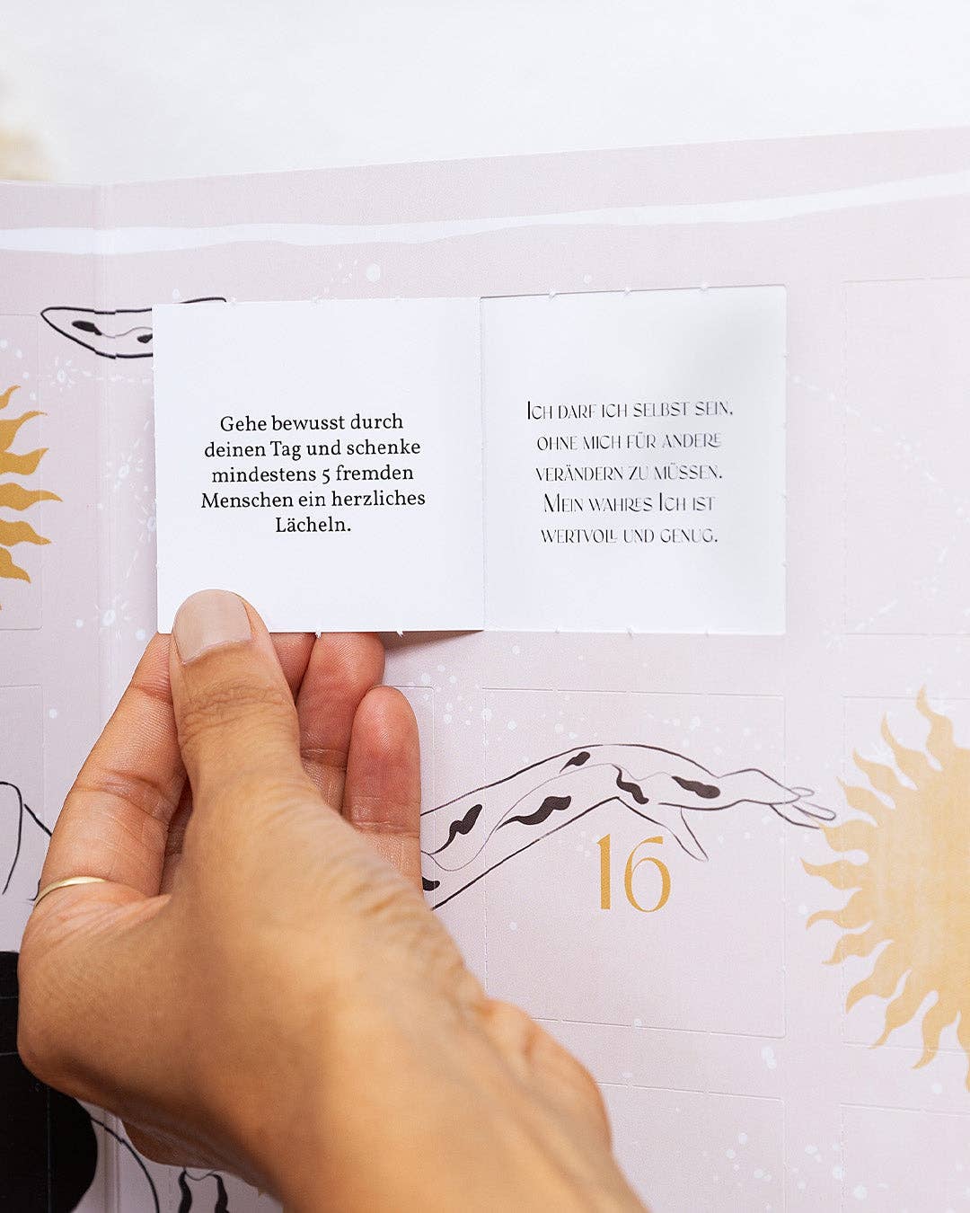 Oh Shanti - Venta al por mayor Calendario de Adviento - Calendario de adviento de afirmaciones para el amor propio4